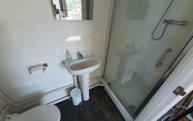 North Cambridge Guesthouse