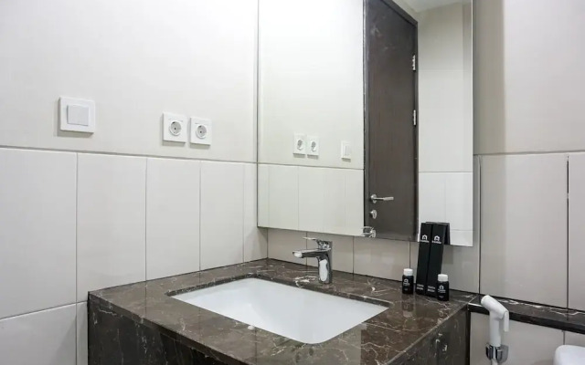 Cozy Studio Apartment at Nine Residence connected to Mall