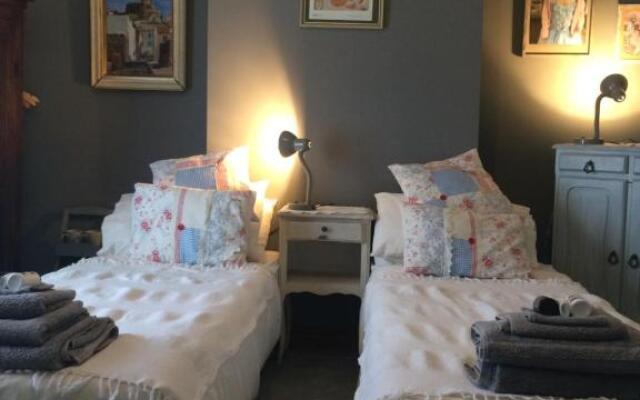 Stylish room near seafront