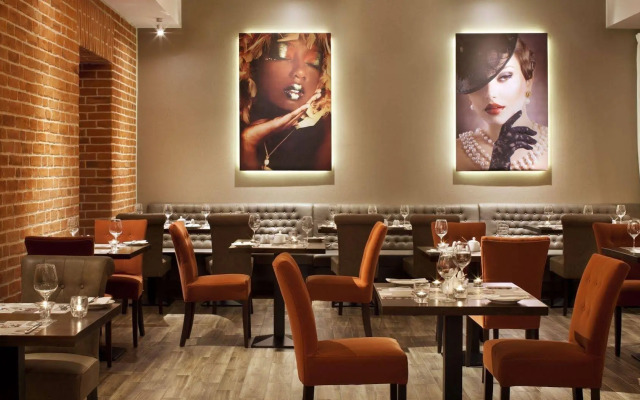 Metropolitan Boutique Hotel