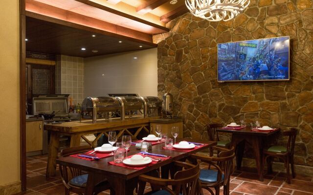 Shangri La Royal Boutique Inn