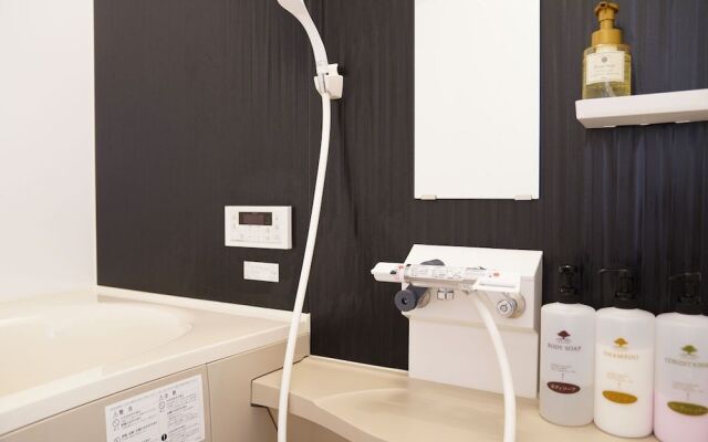 SONG Japan Villa/Tengachaya Station Direct access Kansai AIRPORT/FREE GARAGE/near KABUKI theater