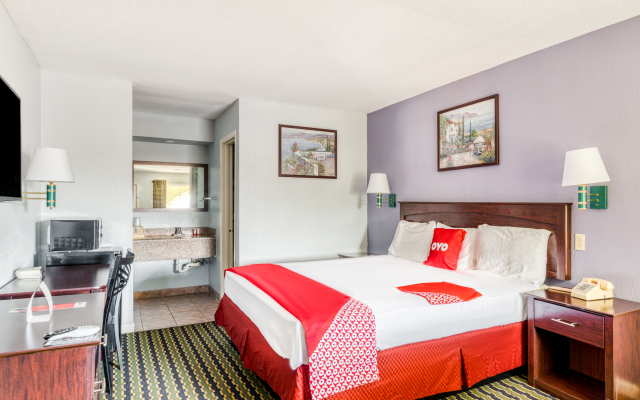 OYO Hotel Channelview I-10