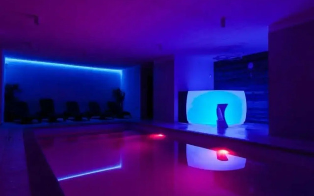 Comfortable Villa With Pool