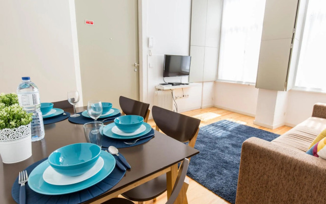 Downtown Porto Bonfim Studio Apt