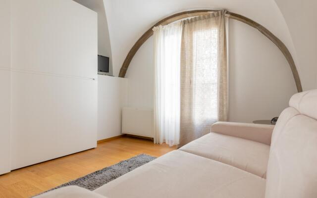 Santo Stefano 13 - Quadrilocale elegante