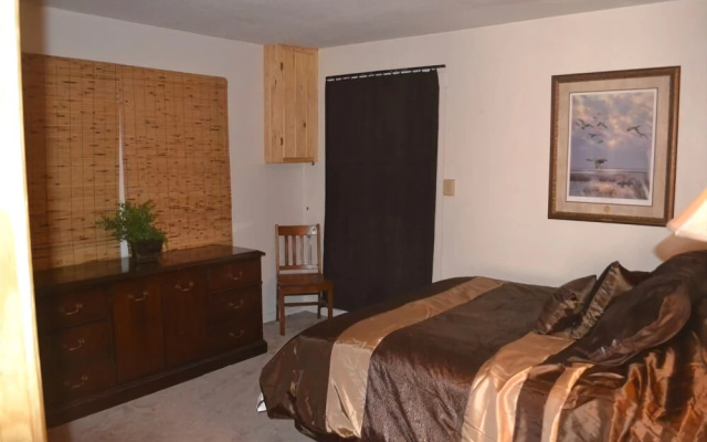 Daisy Motel