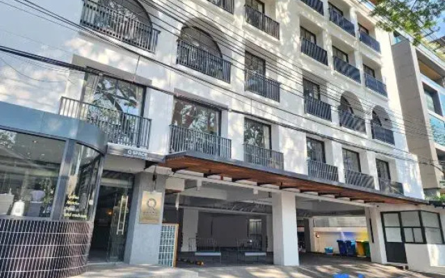 Q Space Sathorn - Narathiwas 18