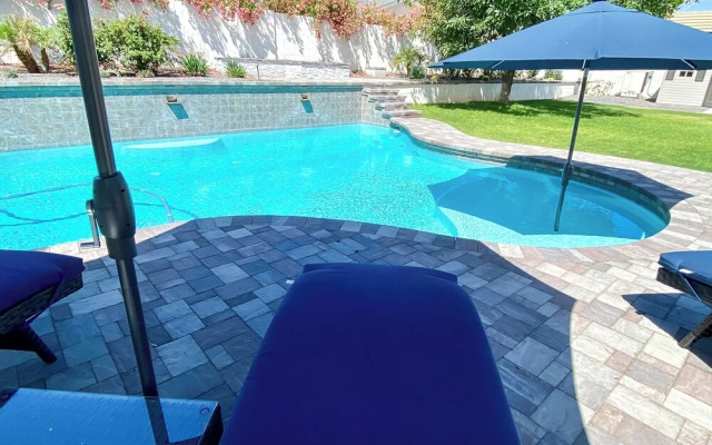 Luxe Desert Home w/ Heated Pool: 3 Mi to Kierland!