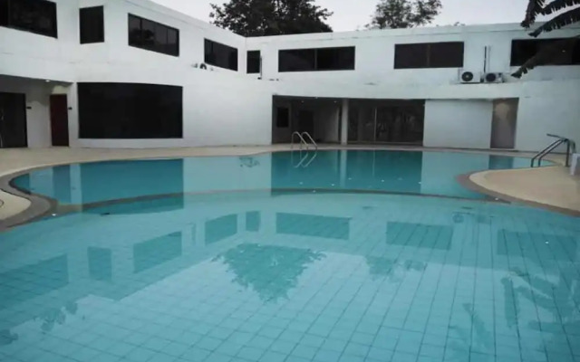 Sawang Resort Golf Club and Hotel