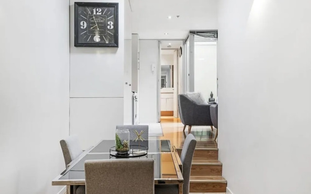 Corporate Stayz at Collins