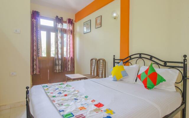 OYO 18354 Home Elegant Studio Baga Beach