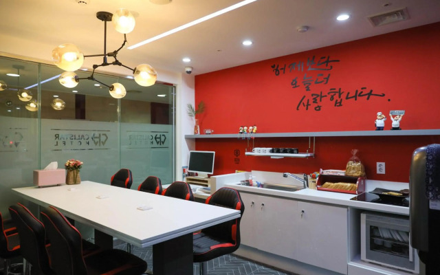 Calistar Hotel