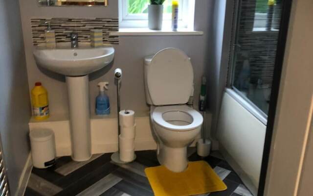 Luxurious 2 Bedroom Flat Ashford