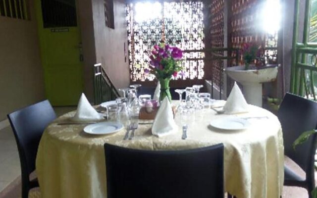 Comfort Hotel Entebbe