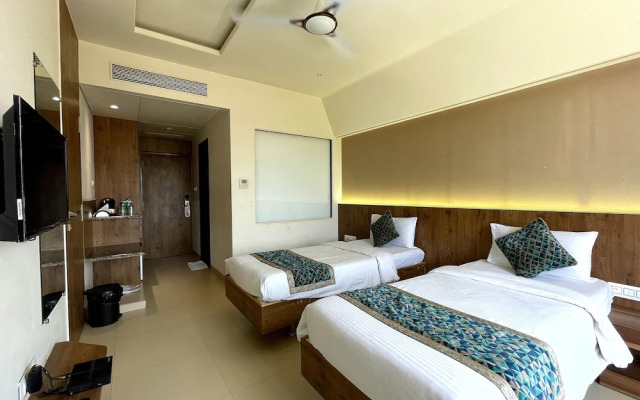 Hotel Grand Parivaar
