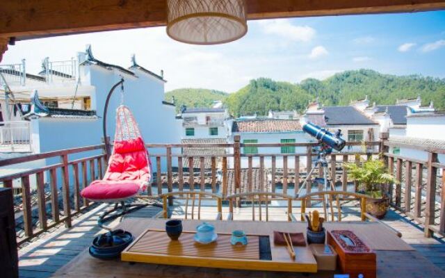 Zhicheng Hall Huizhou Home Stay