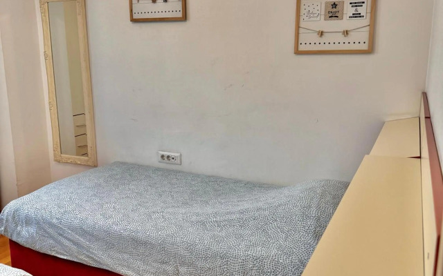 New, Modern & Cozy Apartment in the City