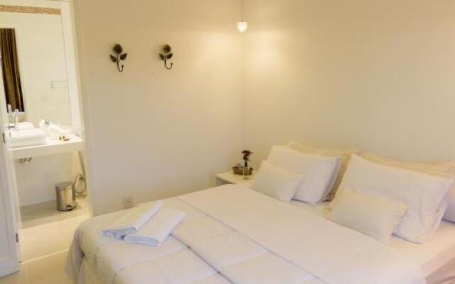 Casarão Da Ferradura B&B