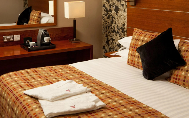 Mercure York Fairfield Manor Hotel