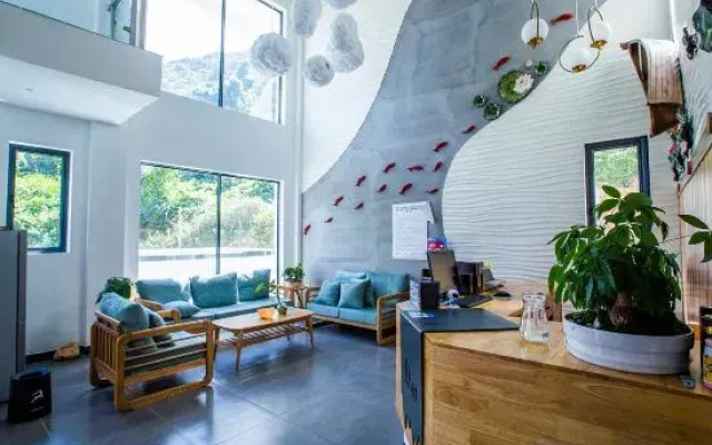 Muxi Guesthouse