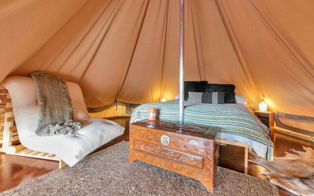 Luxury Under Canvas