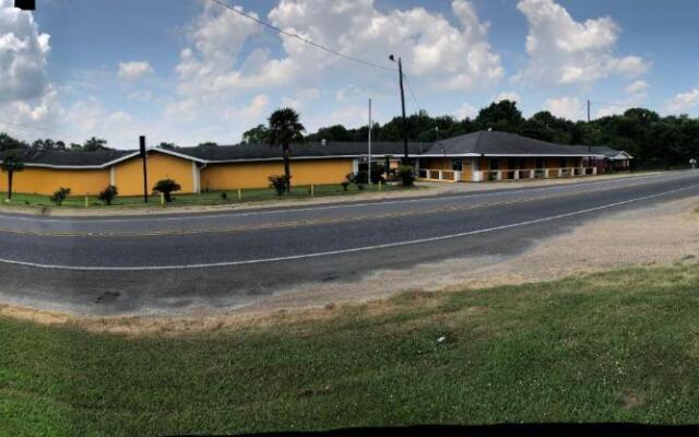 Ranch House Motel Marksville