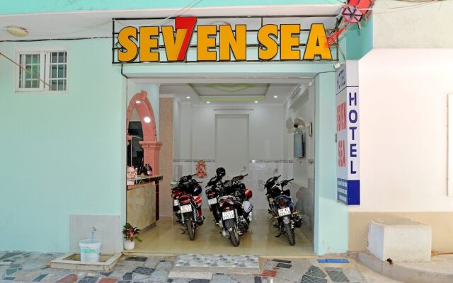 Seven Sea Hotel