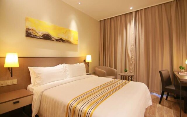 Homeinnplus-Shanghai North the Bund zhoujiazui road Hotel