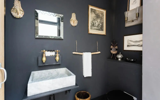 Barlby Road III by Onefinestay