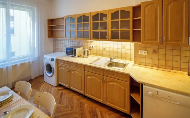 Old Town - 3 Bedroom 3 Bathroom Kitchen