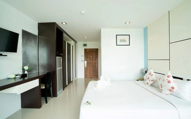 CA Hotel and Residence Phuket