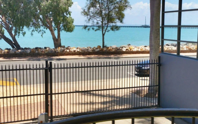 Santalina On Hervey Bay