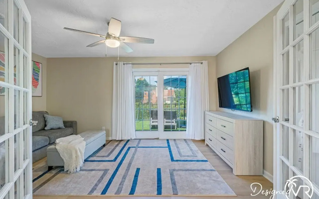 8 BR Heated Pool & Soccer Field