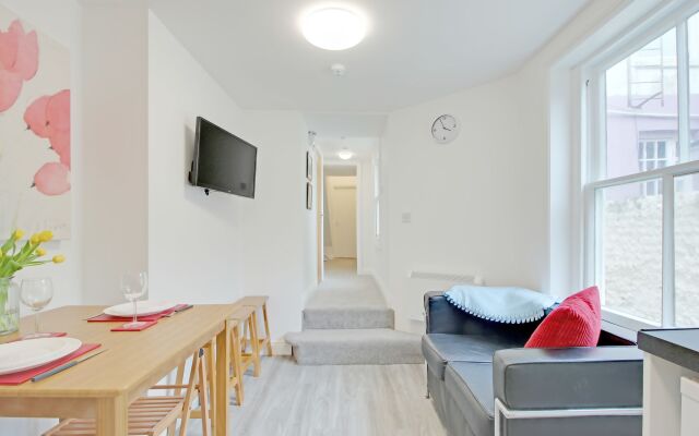 Beside The Seaside Apartment