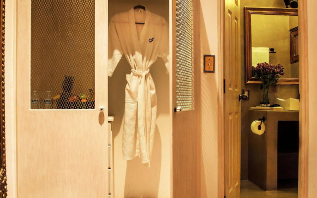 La Isabela Suites