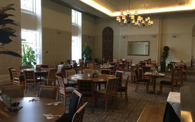 The Royal Victoria Hotel