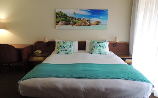 Charlesworth Bay Beach Resort