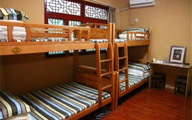 Zhengzhidao Youth Hostel