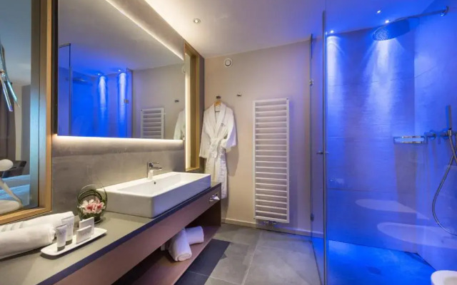FAYN garden retreat hotel