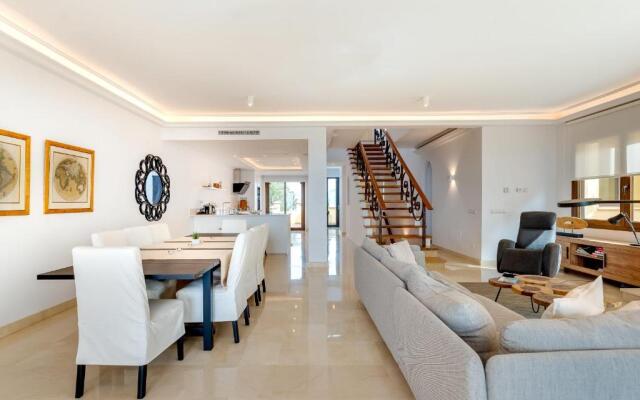 All About Casa Munich Elviria