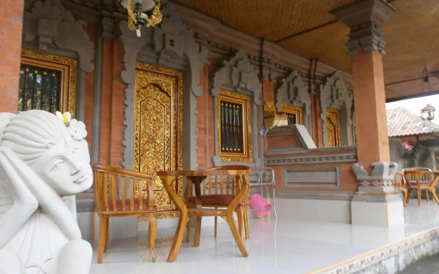 Warji House 2 Bisma