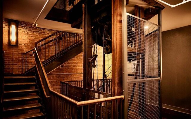 The Foundry Hotel Asheville, Curio Collection by Hilton