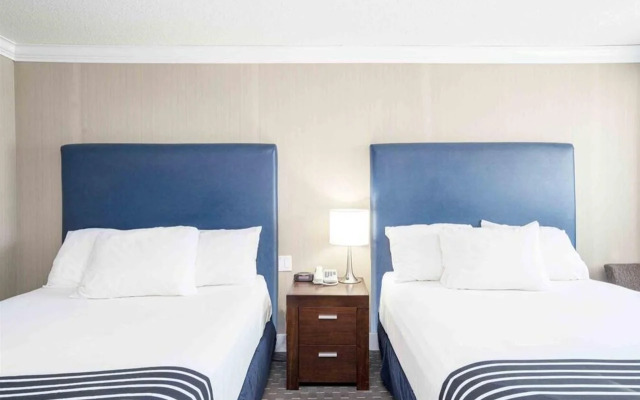 Sandman Inn Blue River