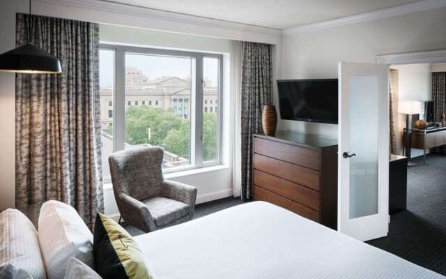 The Logan Philadelphia, Curio Collection by Hilton