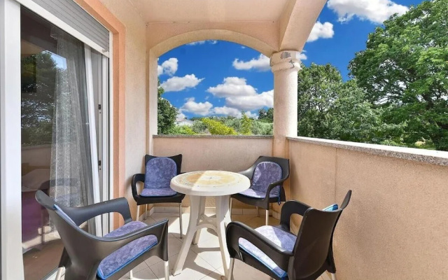 Bright Apartment in Medolino