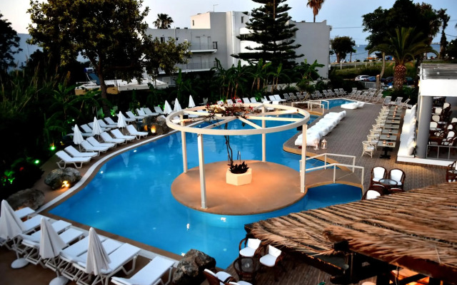 Palm Beach Hotel - Adults only