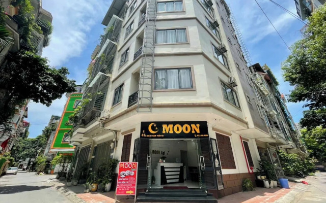 Moon Hotel Apartment