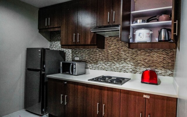 Luxury Condo 904 at The Padgett Place