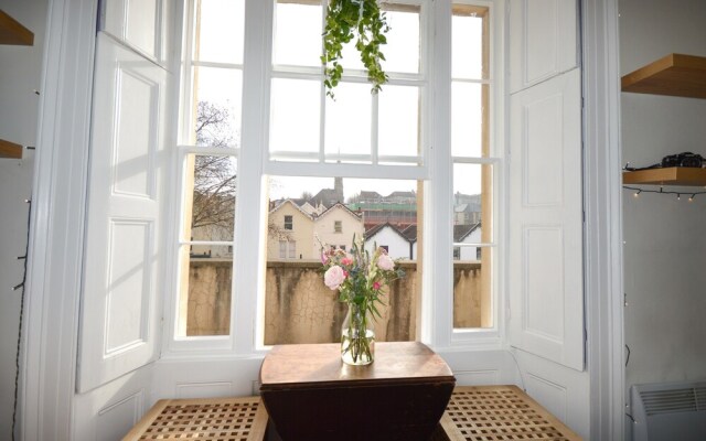 Gloucester Road Studio Flat
